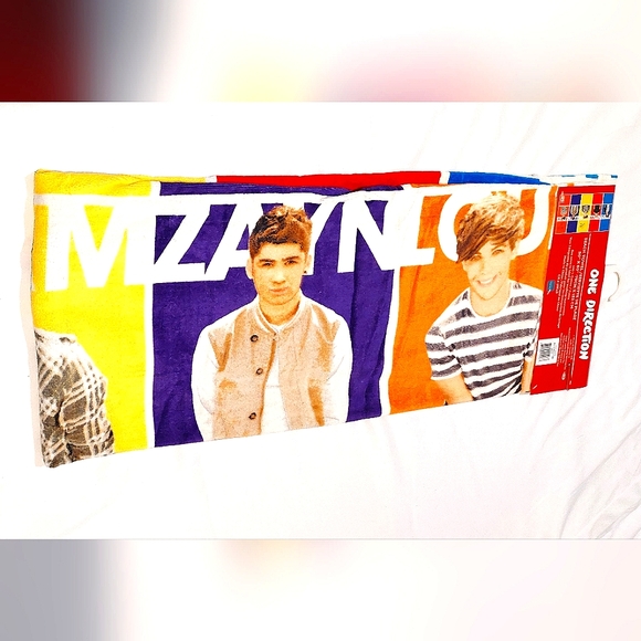 *LAST ONE* Harry Styles One Direction Beach Towel NWT 30" x 60" - Picture 4 of 7